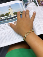 Load image into Gallery viewer, 18K Gold Filled Paper Clip Link Bracelet - 7.5”