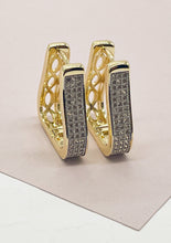 Load image into Gallery viewer, 18k Gold Filled Hoop Earrings: Square Guitar Pick Design