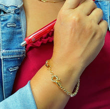 Load image into Gallery viewer, 18K Gold Filled Wheat Link Jewelry Set: Hypoallergenic Necklace & Bracelet