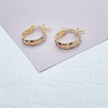 Load image into Gallery viewer, 18k Gold Filled XOXO Small Hoop Earrings Hypoallergenic Jewelry Wholesale