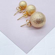 Load image into Gallery viewer, 18k Gold Filled Ball Stud Earrings: Matte Grooved Design