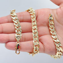 Load image into Gallery viewer, 18k Gold Filled Thick Carved Cuban Link Chain 9.5mm Necklace