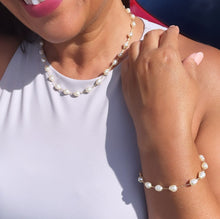 Load image into Gallery viewer, 18k Gold Filled Pearl Jewelry Set: Cream Biwa Pearl Necklace & Bracelet