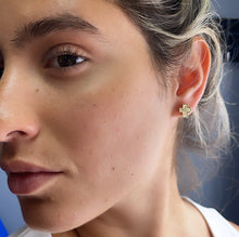 Load image into Gallery viewer, 18k Gold Filled Design Pattern Casted Cross Stud Earrings