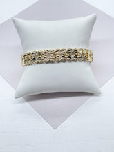 Load image into Gallery viewer, Vintage Diamond Cut Style 18k Gold Filled Thick Double Row of Hearts Bracelet