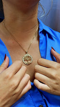 Load image into Gallery viewer, 18k Gold Filled Tree of Life Plain Round Medallion Pendant Charm For Necklace
