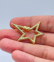 Load image into Gallery viewer, 18k Gold Filled Star Pass Through Pendant Charm For Necklaces Connector,