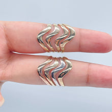 Load image into Gallery viewer, 18k Gold Filled Wave Ring: Tricolor Stacking Ring