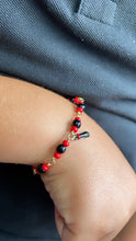 Load image into Gallery viewer, 18k Gold Filled Kids Beaded Bracelet: Black Figa Hand & Azabache Stones