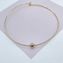 Load image into Gallery viewer, 18k Gold Filled Hard Omega with Centered Small Gold Bead
