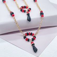 Load image into Gallery viewer, 18k Gold Filled Azabache Hand Set With Red and Black Beads