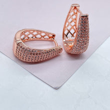 Load image into Gallery viewer, 18k Gold Filled Clear Pave Oval Earrings