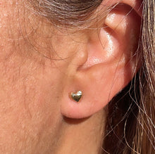 Load image into Gallery viewer, 18k Gold Filled Simple Baby Heart Earrings Wholesale Jewelry Supplies