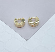 Load image into Gallery viewer, 18k Gold Filled Mini Chunky Huggie Hoop Earrings