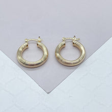 Load image into Gallery viewer, 18k Gold Filled Plain Hoops in three sizes featuring a layered wire pattern