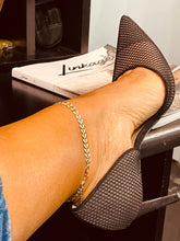 Load image into Gallery viewer, 18k Gold Filled Fishtail Anklet Size 11" Length with Extension