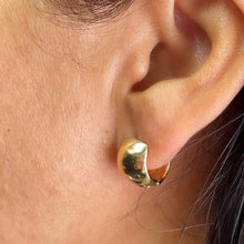 Load image into Gallery viewer, 18k Gold Filled Chunky Huggie Earrings