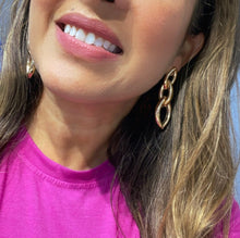 Load image into Gallery viewer, 18k Gold Filled Single Long Oval Chunky Link Earrings