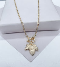 Load image into Gallery viewer, 18k Gold Filled Leaf Toggle Choker