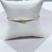 Load image into Gallery viewer, 18k Gold Filled Minimalist Single Knot Bangle, Cuff Bracelet