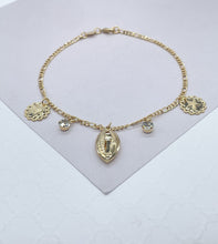 Load image into Gallery viewer, 18k Gold Filled Figaro Chain Anklet With Ocean Animal Charms & Conch shell
