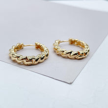 Load image into Gallery viewer, 18k Gold Filled Large Croissant Huggie Hoop Earrings