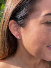Load image into Gallery viewer, 18k Gold Filled Baby Heart Stud Earring