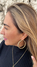 Load image into Gallery viewer, 18k Gold Filled Dial Twisted Hoop Earrings