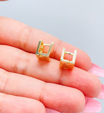Load image into Gallery viewer, 18k Gold Filled Smooth Plain Square Huggies, Wrap Around Earring