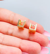 Load image into Gallery viewer, 18k Gold Filled Smooth Plain Square Huggies, Wrap Around Earring