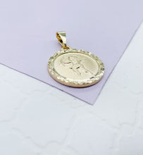 Load image into Gallery viewer, 18k Gold Filled Medallion Charm Pendant With engraved Angel in Center