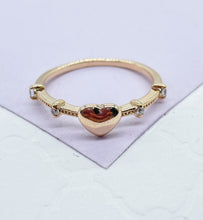 Load image into Gallery viewer, 18k Gold Filled Plain Heart Ring With CZ Stones on Ring Band