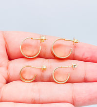 Load image into Gallery viewer, 18k Gold Filled Smooth C-Shaped Dainty Plain Hoop Earrings