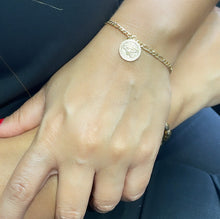 Load image into Gallery viewer, 18k Gold Filled Figaro Link Bracelet With Eye Charm in Center