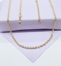 Load image into Gallery viewer, 18k Gold Filled Thin Crushed Style Chunky Curb Layer Chain
