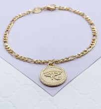 Load image into Gallery viewer, 18k Gold Filled Figaro Link Bracelet With Eye Charm in Center