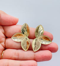 Load image into Gallery viewer, 18k Gold Filled Large Flower Leaf Gold Earring