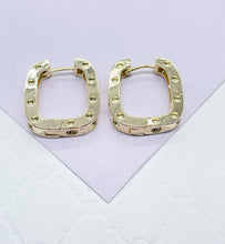Load image into Gallery viewer, 18k Gold Filled Small Screws Flat Square Hoop Earrings Wholesale Jewelry Supplies