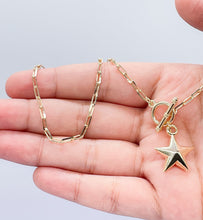 Load image into Gallery viewer, 18k Gold Filled PaperClip Toggle Choker With Star Pendant