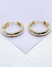 Load image into Gallery viewer, 18k Gold Filled Small Smooth Edged Plain Hoop EarringsWholesale Jewelry Supplies