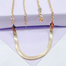 Load image into Gallery viewer, 18k Gold Filled Curb Link Necklace With Herring Bone Center Piece