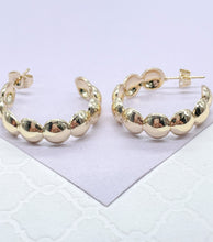 Load image into Gallery viewer, 18k Gold Filled Flat Beaded Smooth Open Hoop Earring