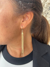 Load image into Gallery viewer, 18k Gold Filled Dangling earring with Individual Cable Chain Links