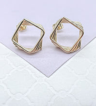 Load image into Gallery viewer, 18k Gold Filled Smooth & Small Geometric Square Spiral Pushback Earring