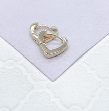 Load image into Gallery viewer, 18k Gold Wide Plain Smooth Heart Hoop Earring