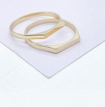 Load image into Gallery viewer, 18k Gold Filled Plain Dainty Minimalist Tiny Signet plaque Ring