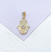 Load image into Gallery viewer, 18k Gold Filled Mini Hamsa Hand Pendant With Dainty Evil Eye in Center