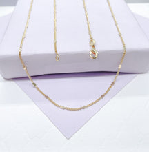 Load image into Gallery viewer, 18k Gold Filled Flat Fancy Heart Sequin Curb Link Chain