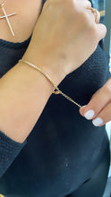 Load image into Gallery viewer, 18k Gold Filled 2mm Thick Box Chain Link Bracelet