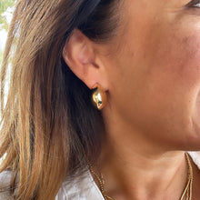 Load image into Gallery viewer, Gorgeous 18k Gold Filled Dome Shaped Tear Drop Hoop Earrning